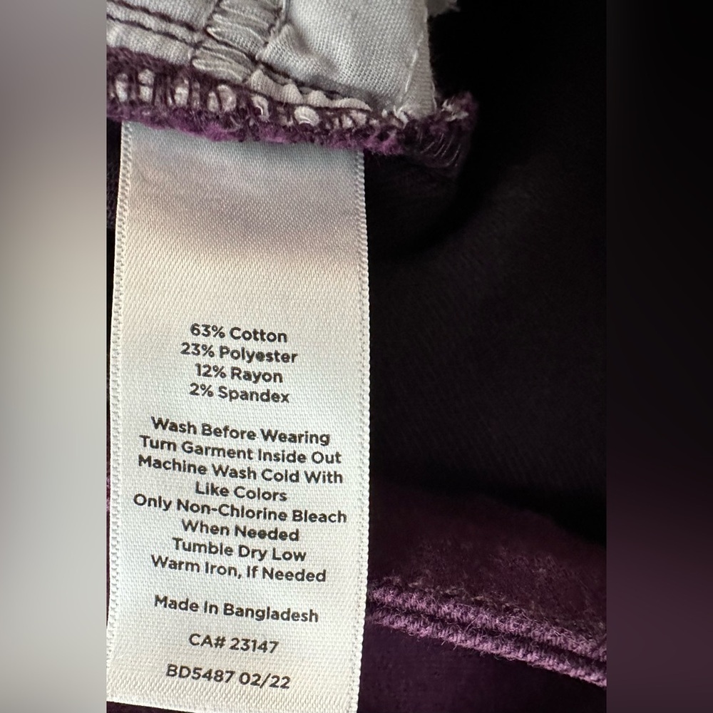 Talbots Simply Flattering Plum Skinny Jeans Size 6P - Picture 9 of 9
